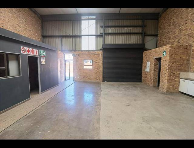 INDUSTRIAL PROPERTY TO RENT IN N4 GATEWAY INDUSTRIAL PARK